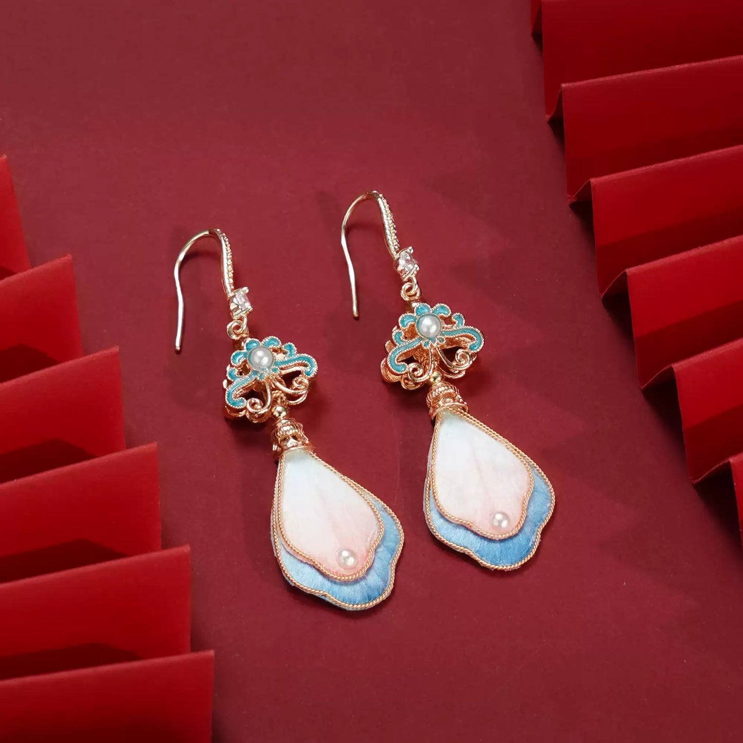 Eastculture Pink Feathers earrings
