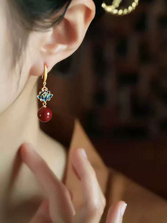 Eastculture Delicate Lotus Earrings - Love Magnet