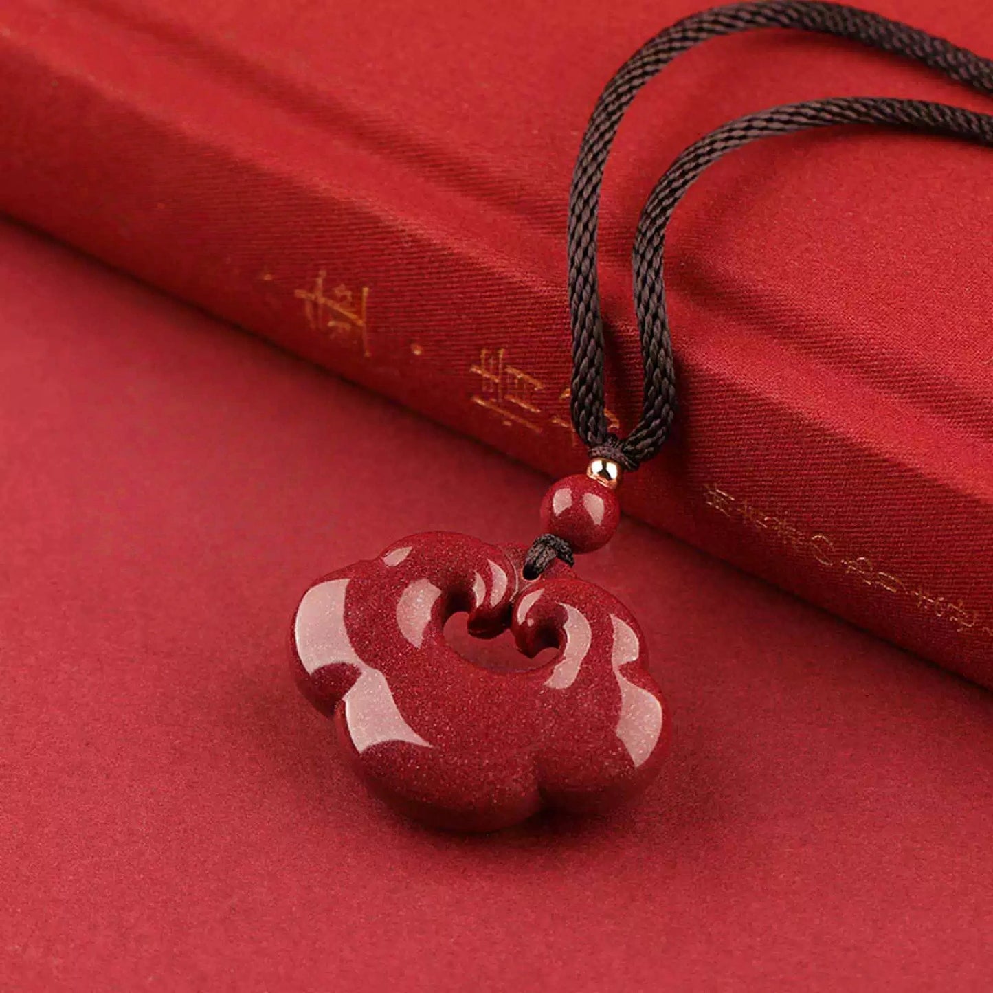 Eastculture Golden Lock Necklace - Feng shui metaphysics