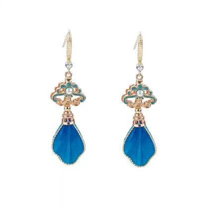 Eastculture  blue feathers earrings