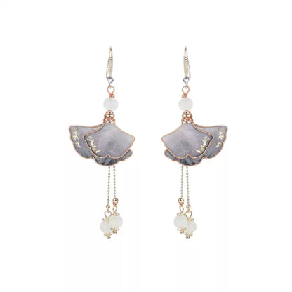 Eastculture  gray ginkgo leaves earrings
