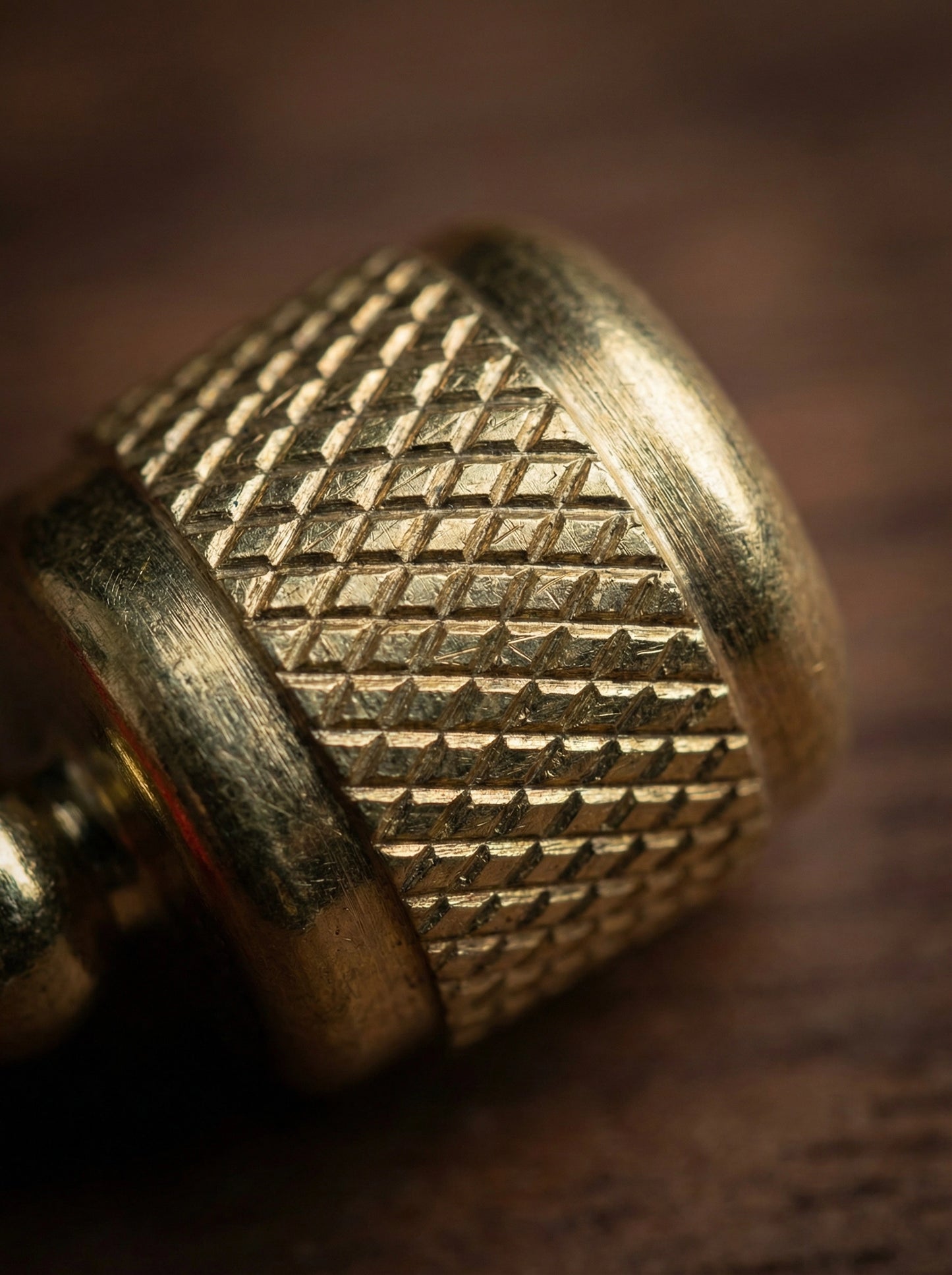 Eastculture Protective golden pillar Necklace -  Get love